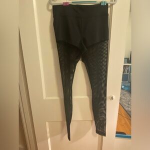 Forever 21 Medium Leggings Black with Fishnet